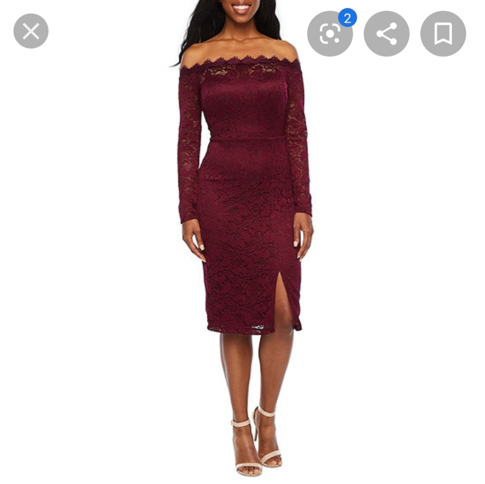 Premier Amour Lace Dress